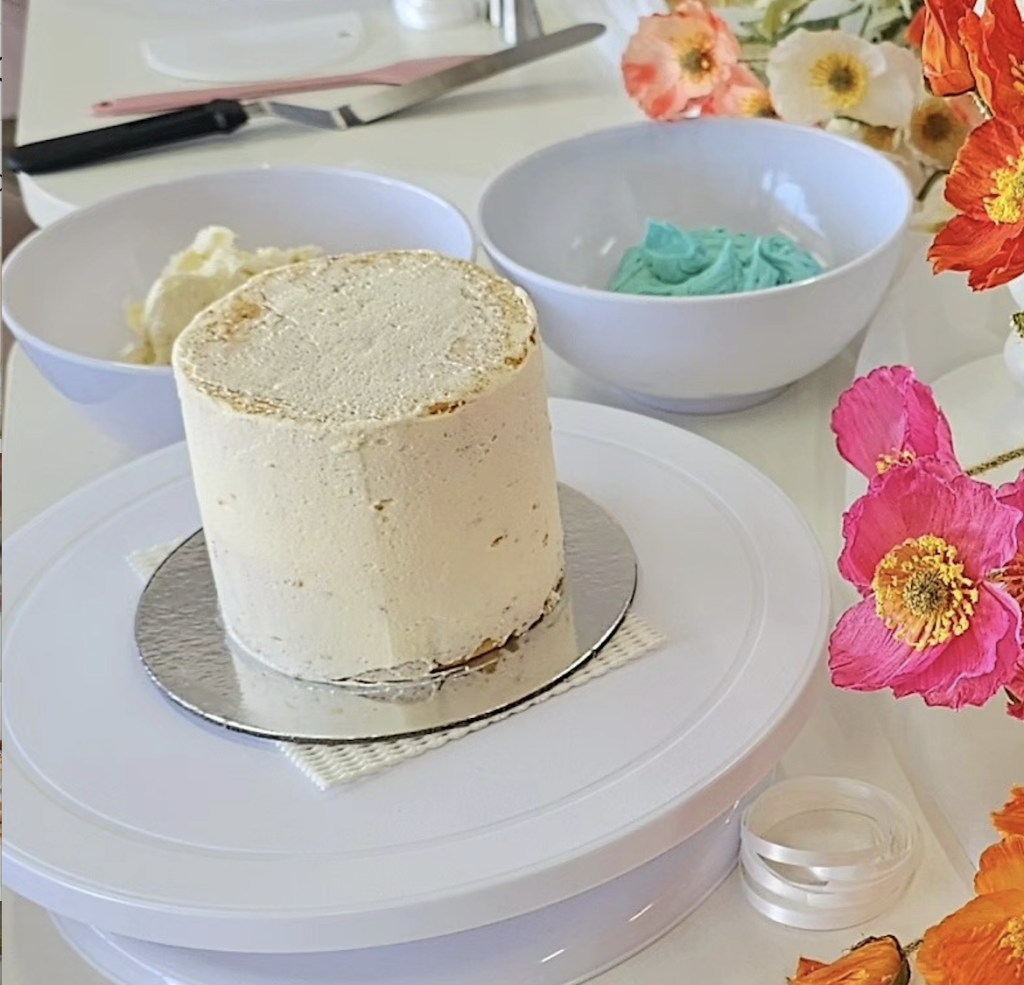 Buttercream Cake Decorating